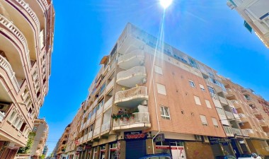 Lägenhet / lägenhet - Återförsäljning - Torrevieja - Costa Blanca