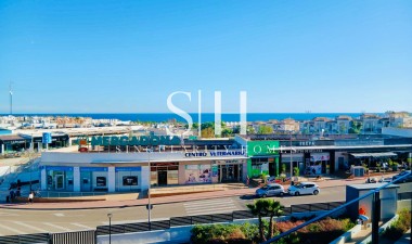 Lägenhet / lägenhet - Återförsäljning - Torrevieja - SH399