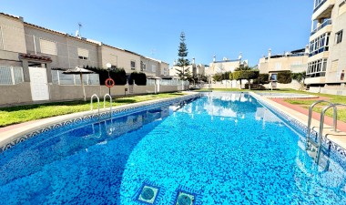 Lägenhet / lägenhet - Återförsäljning - Torrevieja - TORREBLANCA LA MATA