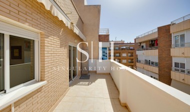 Lägenhet / lägenhet - Återförsäljning - Torrevieja - Torrevieja*