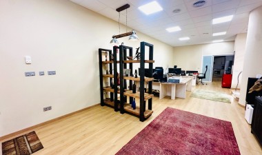 Local comercial - Wiederverkauf - Torrevieja - SH186