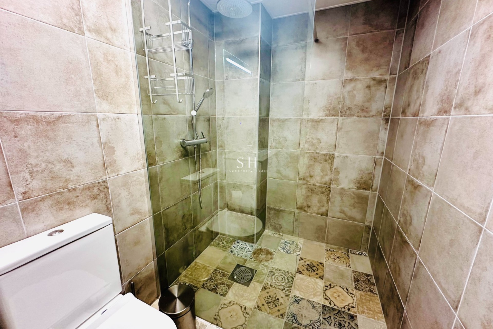 Long Term Rental - Business - Torrevieja - DOWNTOWN