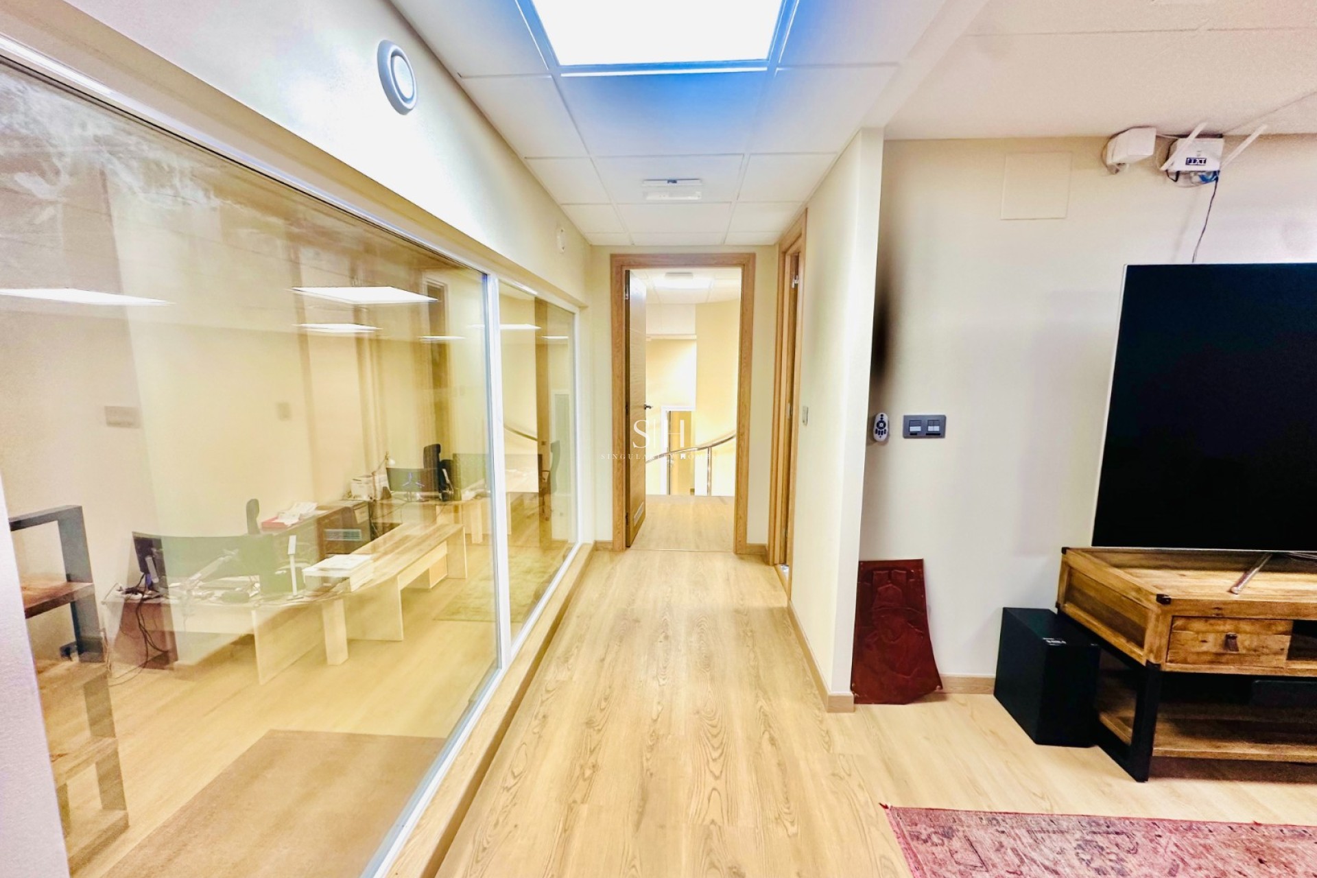 Long Term Rental - Business - Torrevieja - DOWNTOWN