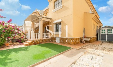 Mieszkanie w bloku - Odsprzedaż - Orihuela Costa - Los Dolses