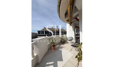 Mieszkanie w bloku - Odsprzedaż - Torrevieja - Playa del Cura