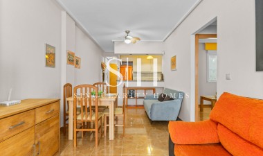 Mieszkanie w bloku - Odsprzedaż - Torrevieja - Torrevieja*