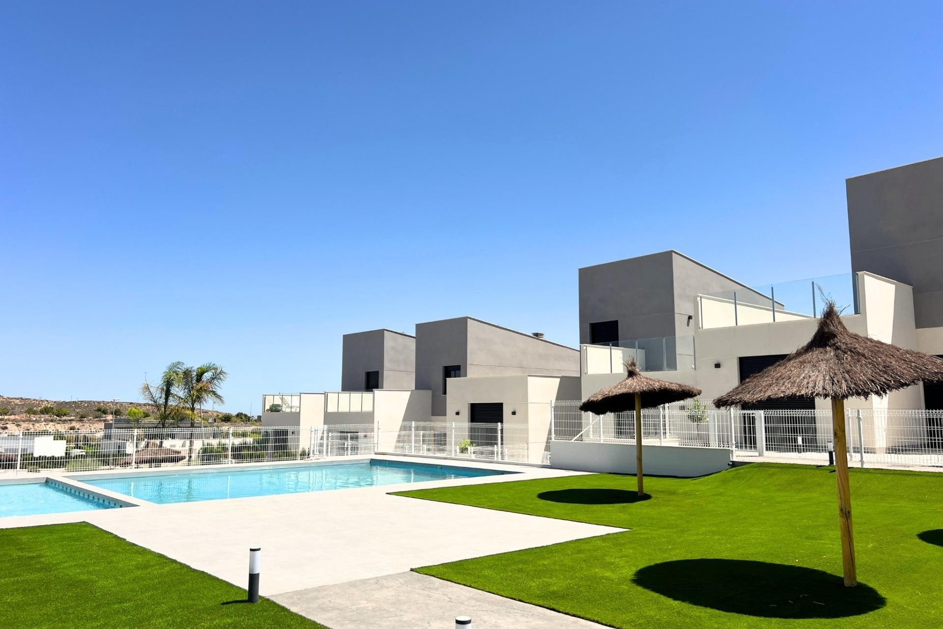 Neue Gebäude - Villa - Baños y Mendigo - Altaona Golf