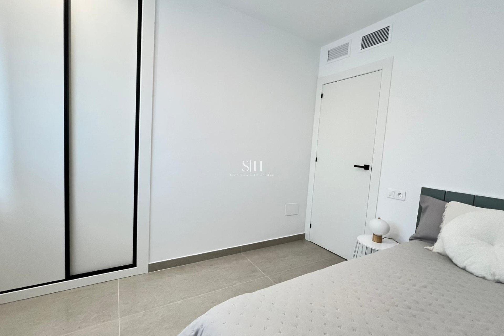 Neue Gebäude - Villa - Benferri - Benfis Park