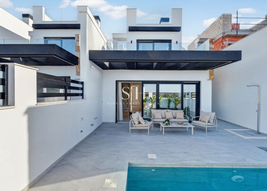 Neue Gebäude - Villa - Torrevieja - aguas nuevas