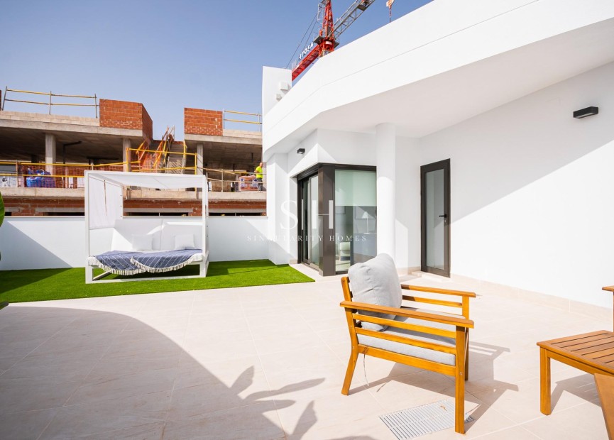 Neue Gebäude - Villa - Torrevieja - Lago Jardín II