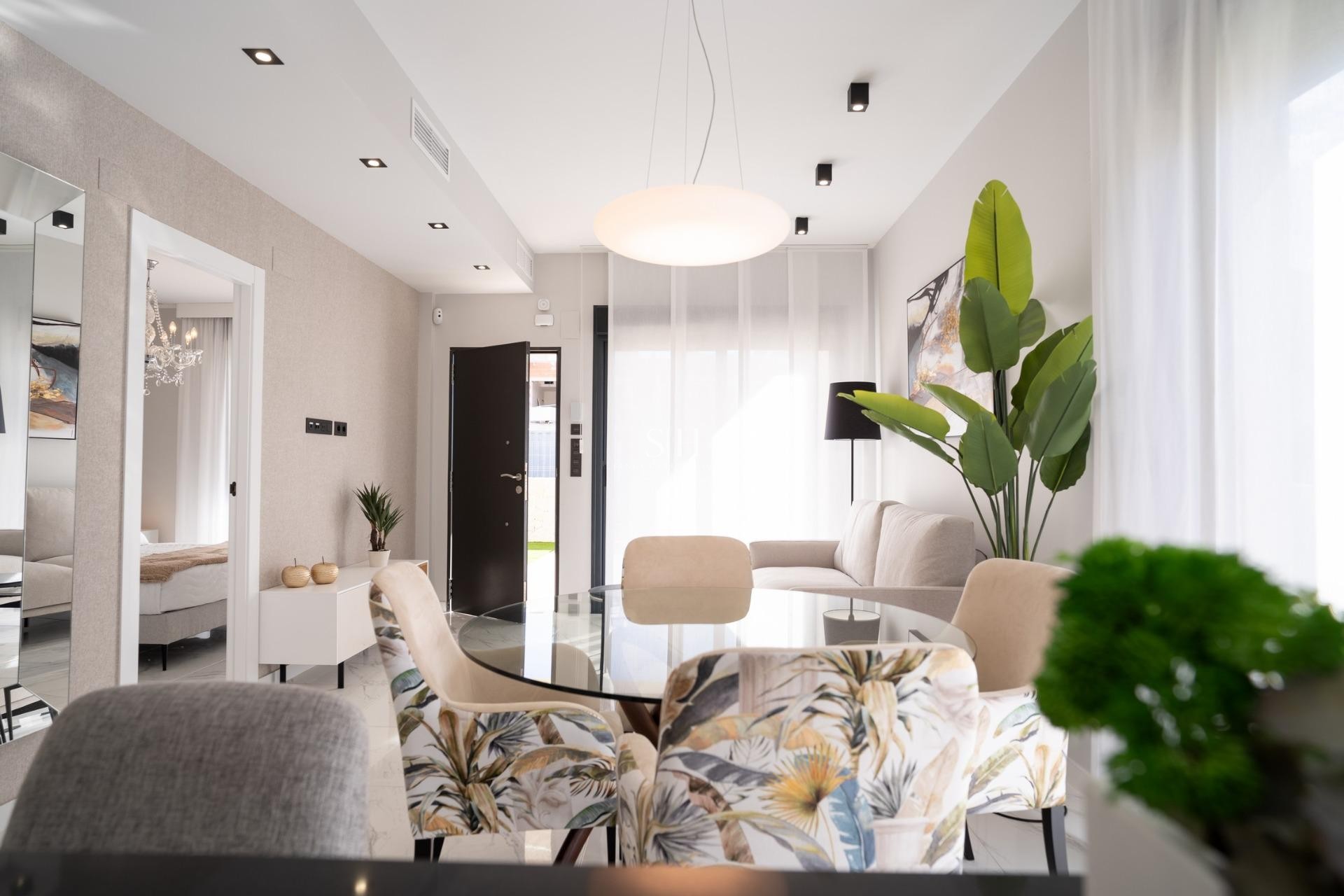 Новое здание - Бунгало - Pilar de la Horadada - pueblo