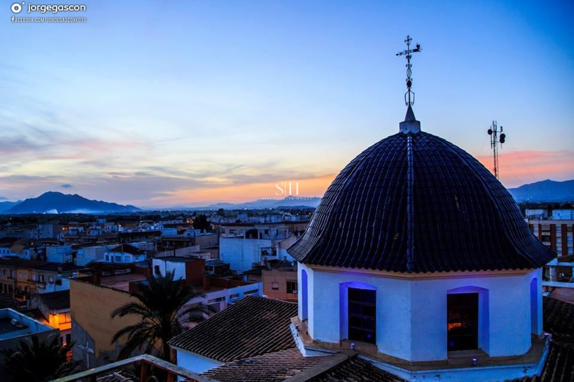 Новое здание - Casa - Dolores - Sector 2