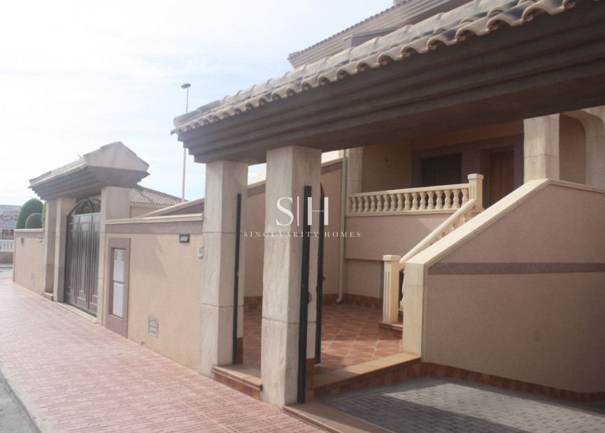Новое здание - Casa - Torrevieja - Los altos