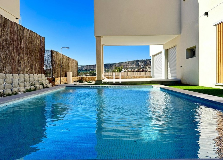 Новое здание - Villa - Algorfa - La Finca Golf
