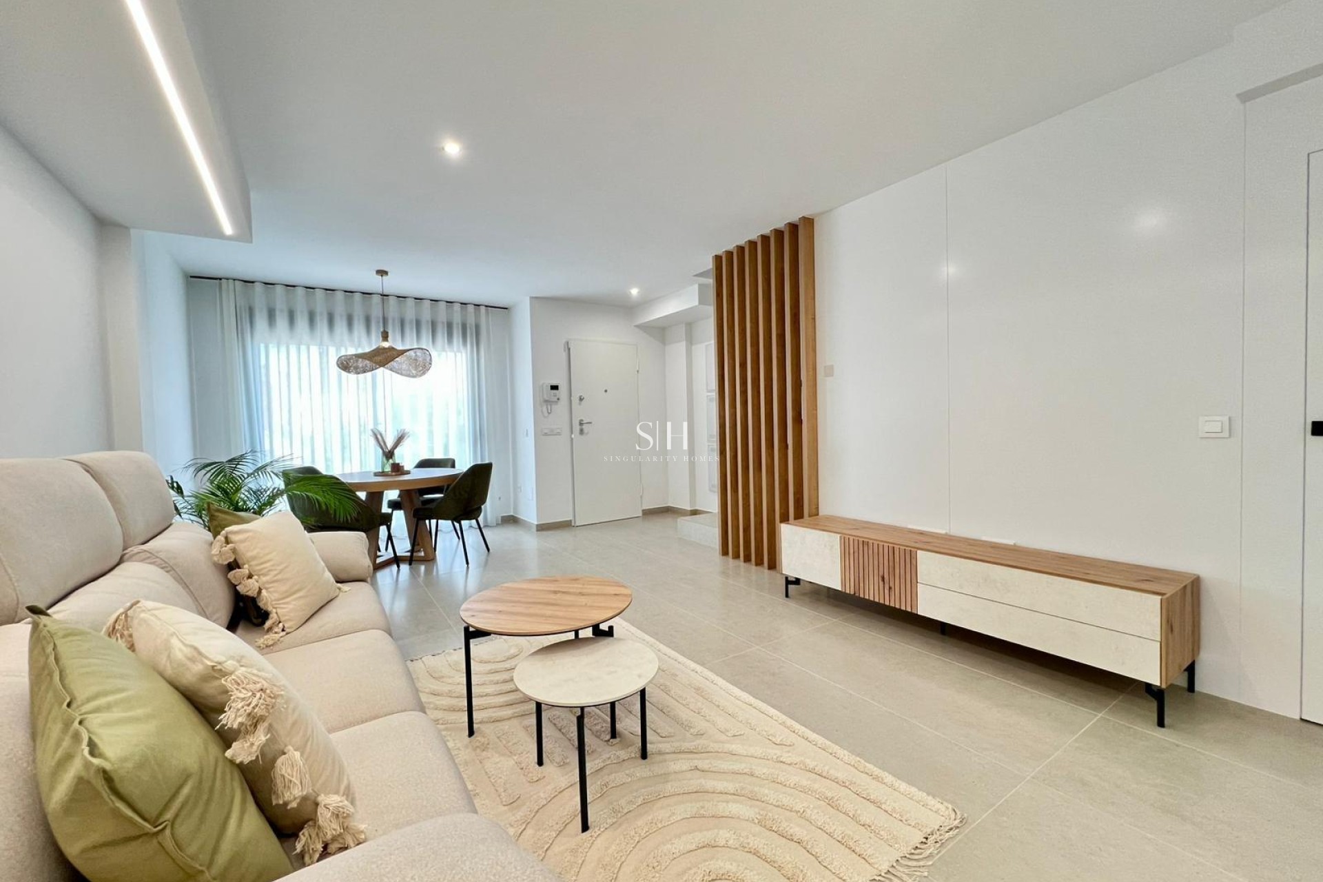 Новое здание - Villa - Benferri - Benfis Park