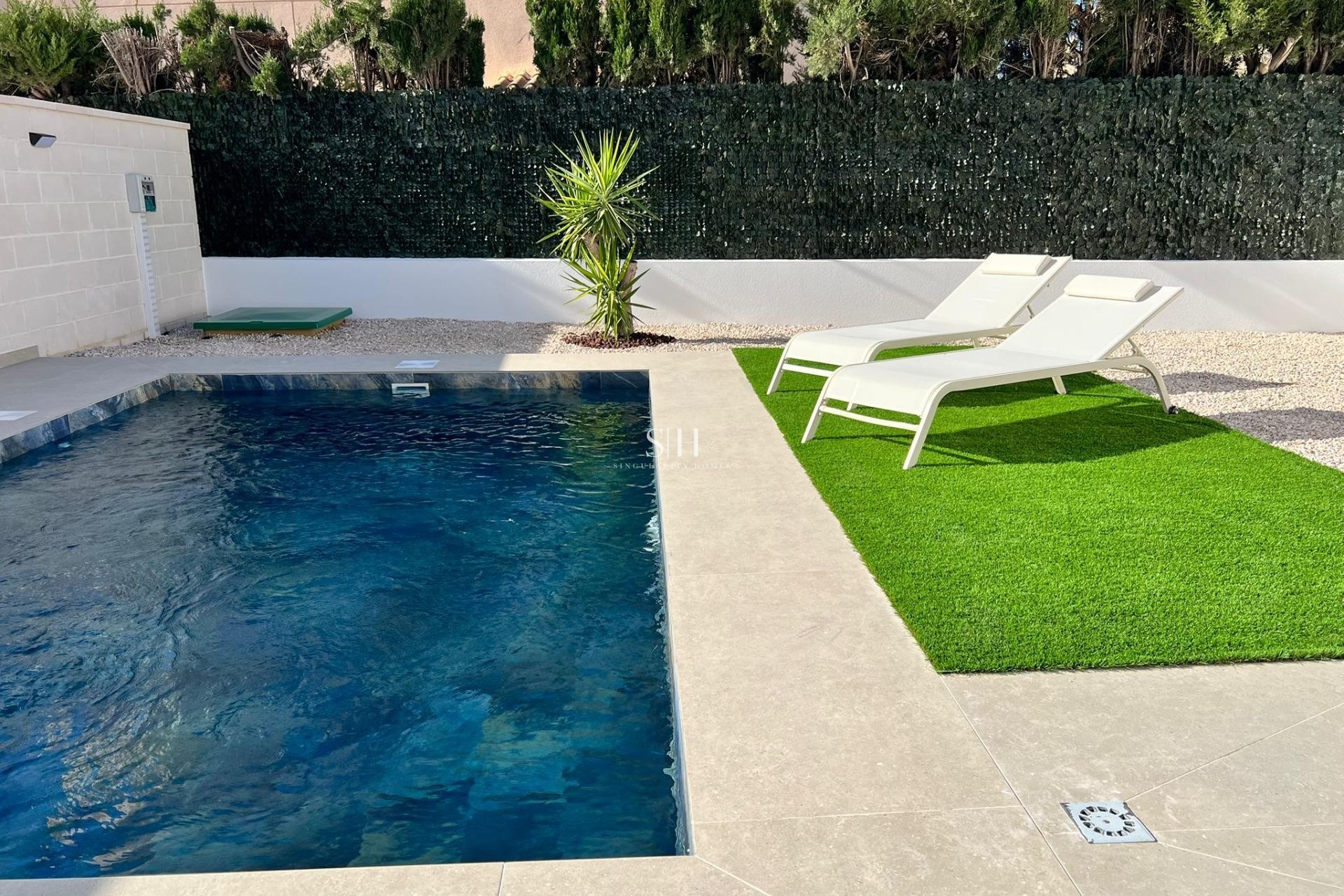 Новое здание - Villa - Benferri - Benfis Park