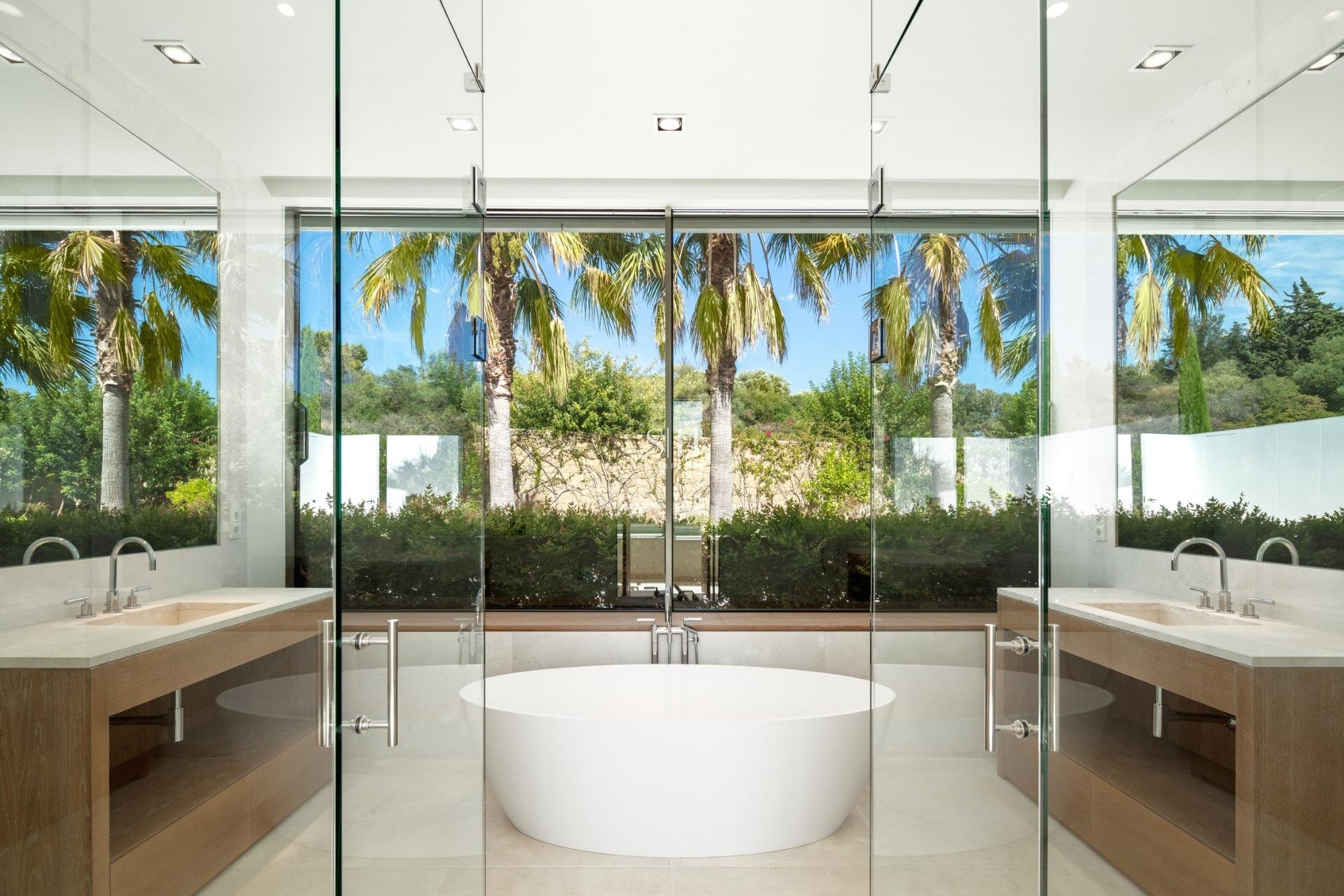 Новое здание - Villa - Casares - Pedregales