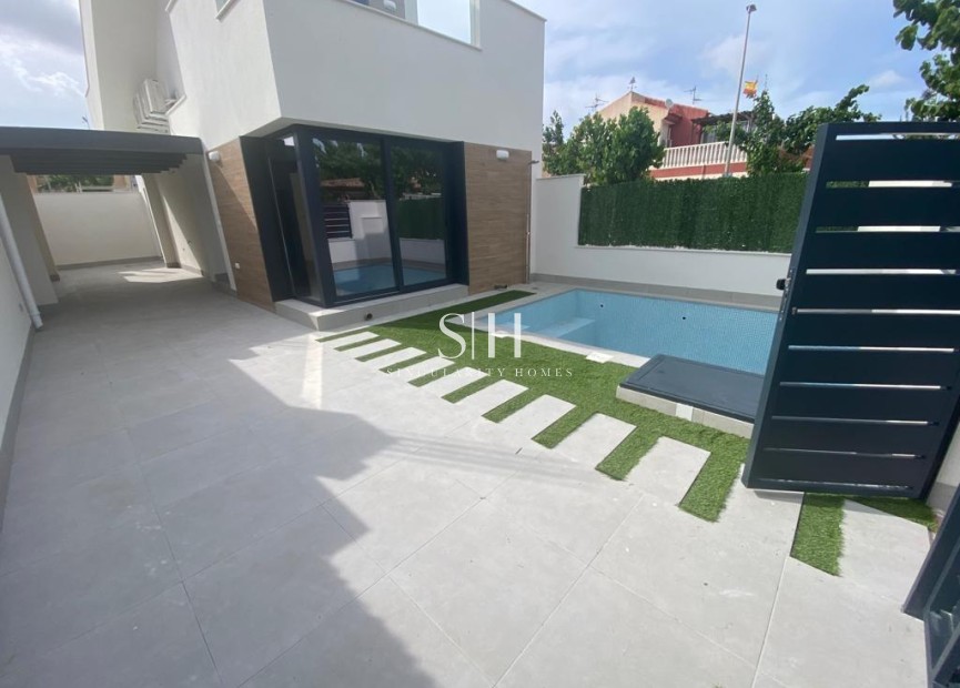 Новое здание - Villa - Los Alcázares - La Concha
