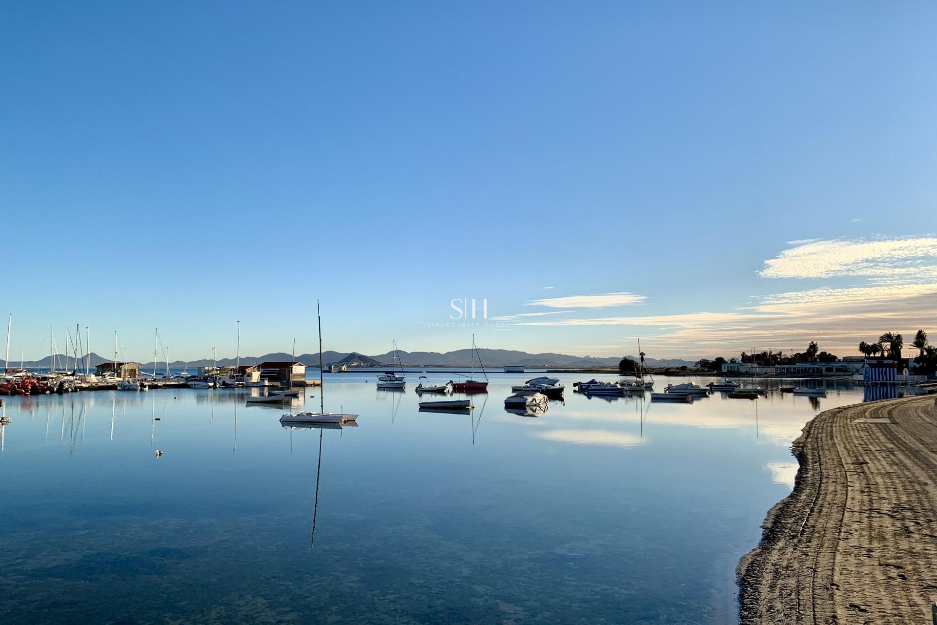 Новое здание - Villa - Los Alcázares - Playa la Atascadera