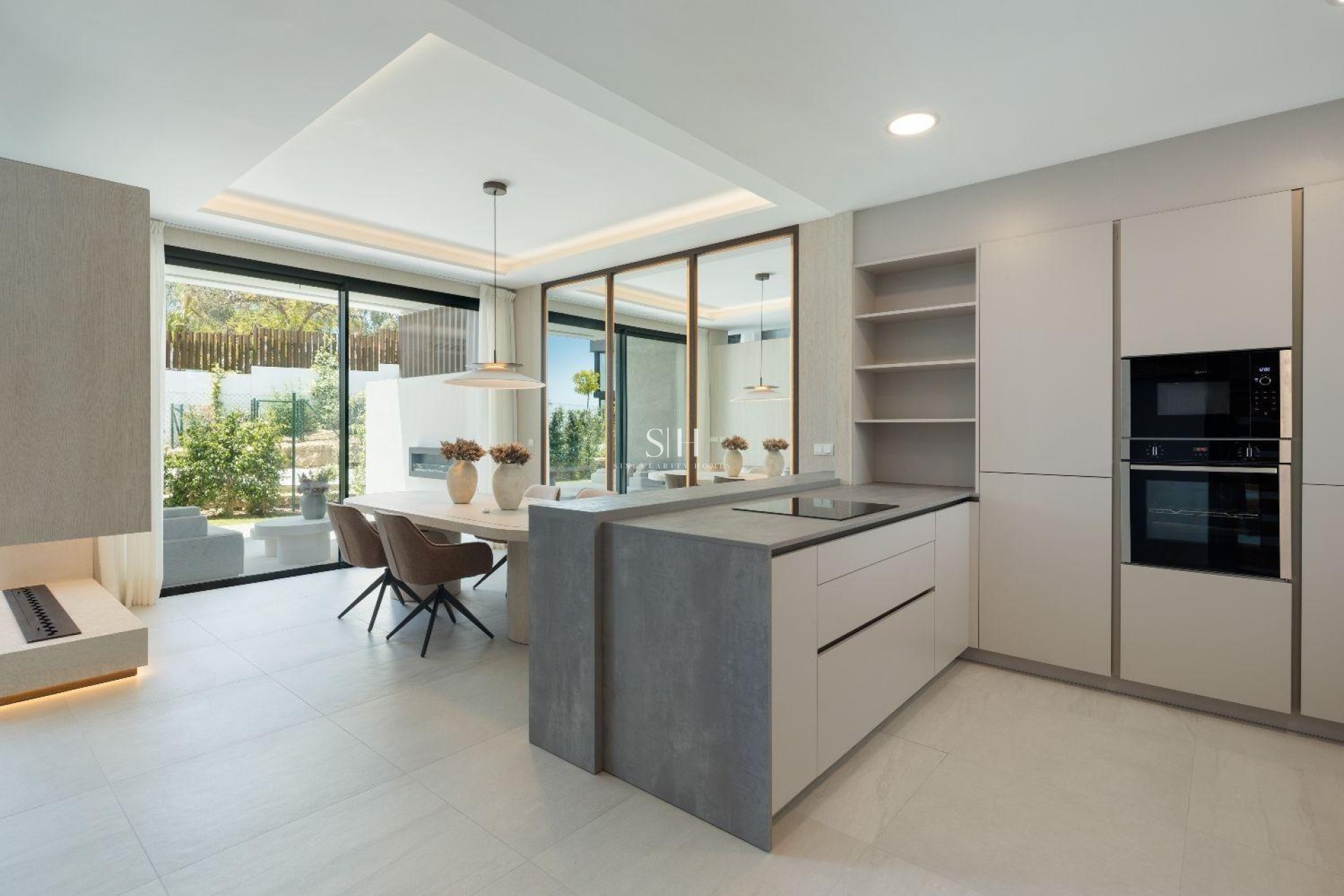Новое здание - Villa - Marbella - Rio Real Golf