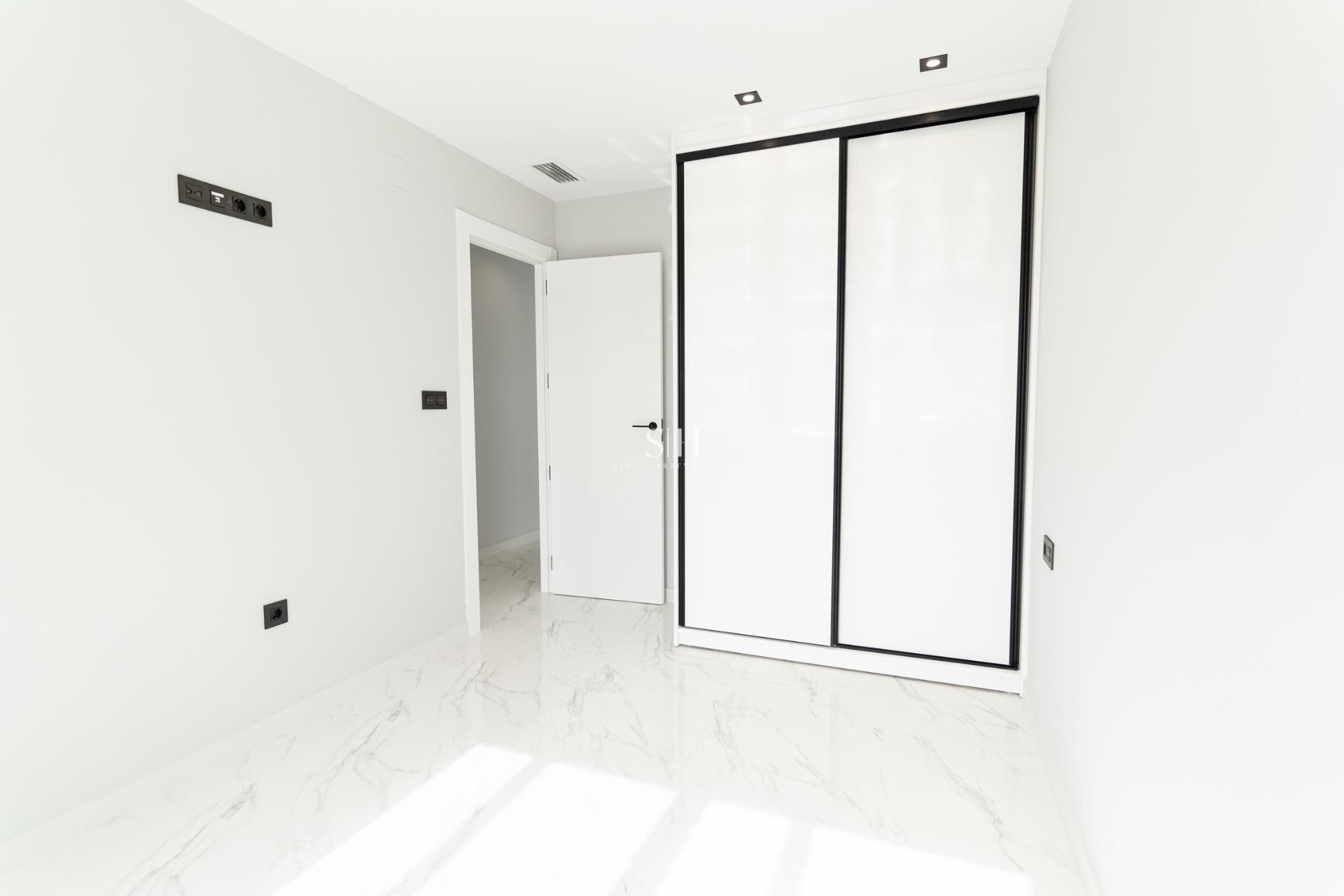 Новое здание - Villa - Orihuela Costa - Punta Prima