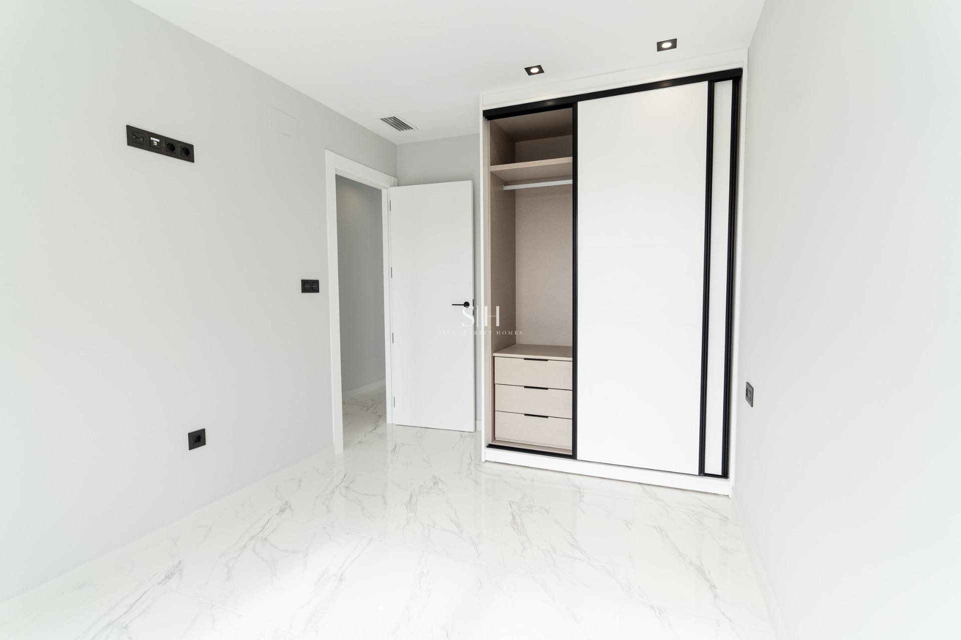 Новое здание - Villa - Orihuela Costa - Punta Prima