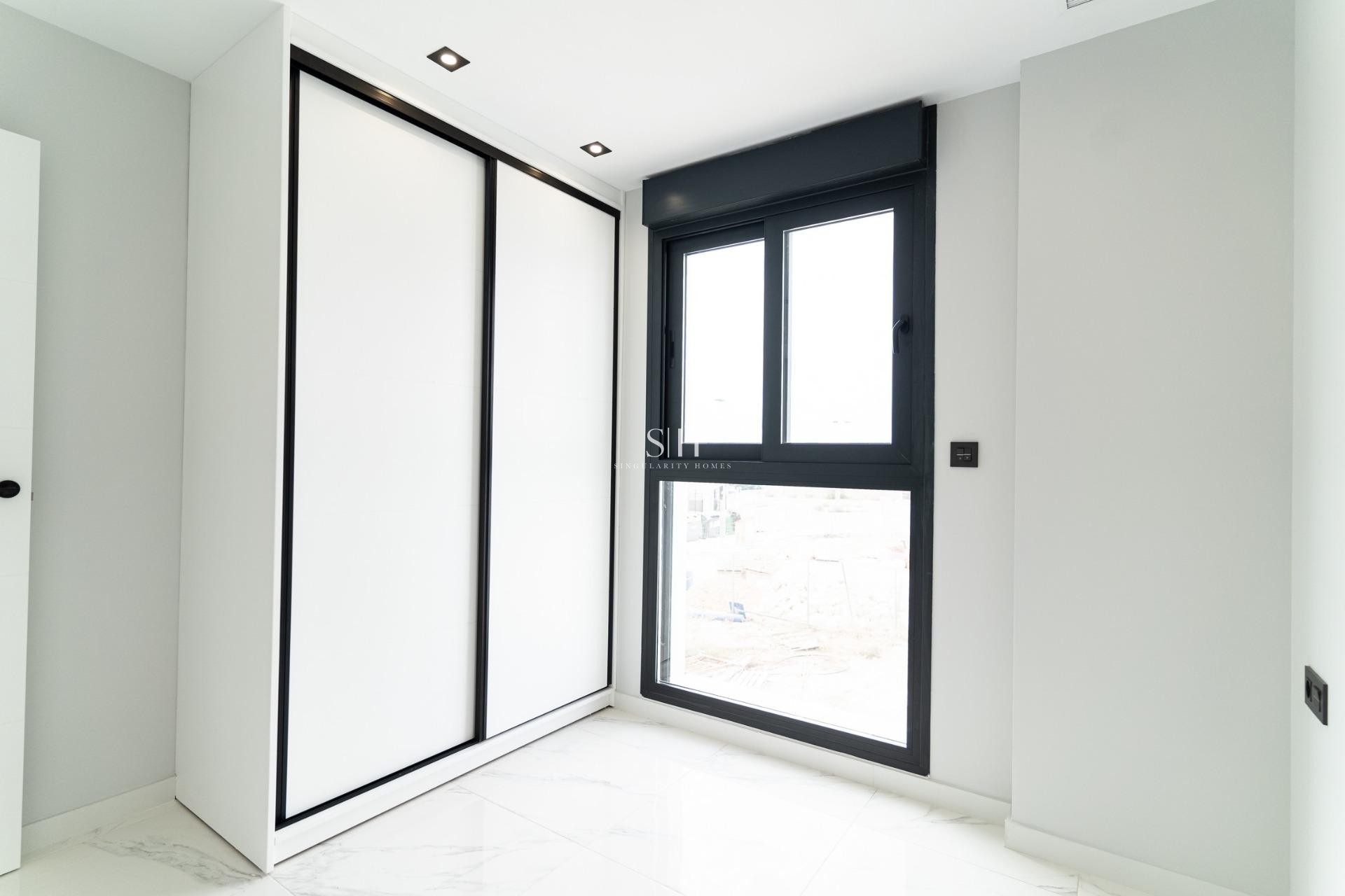 Новое здание - Villa - Orihuela Costa - Punta Prima