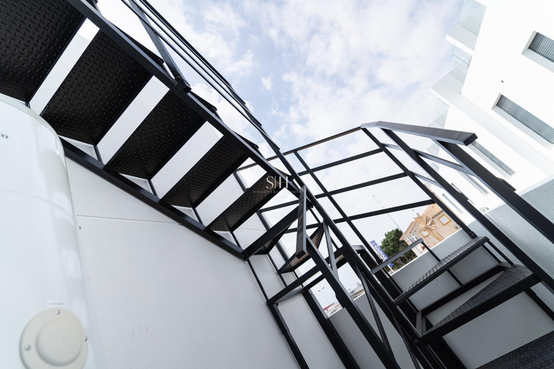 Новое здание - Villa - Orihuela Costa - Punta Prima