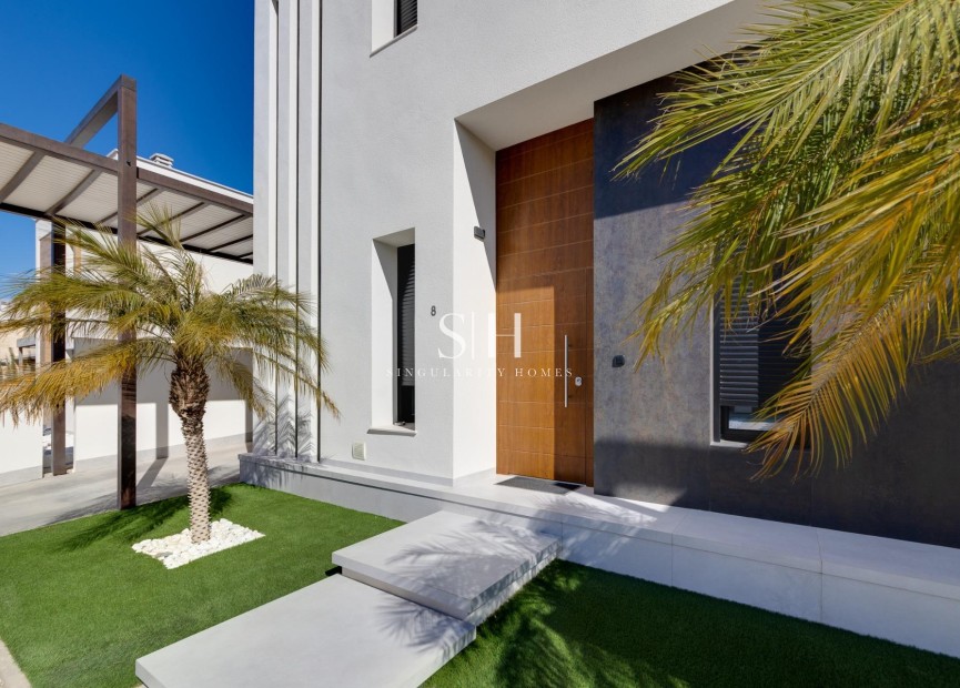 Новое здание - Villa - Pilar de la Horadada - Roda Golf