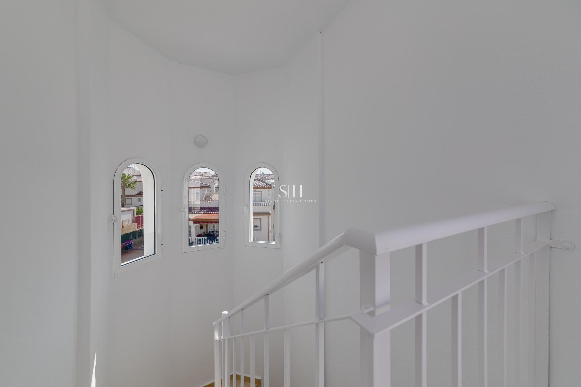 Новое здание - Villa - San Fulgencio - El Oasis