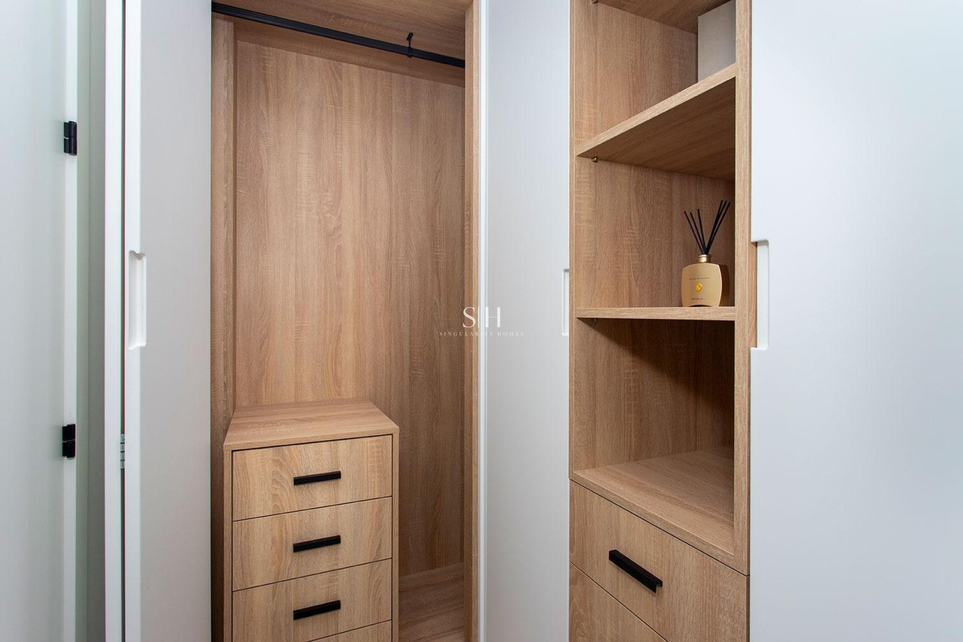 Новое здание - Villa - Sucina