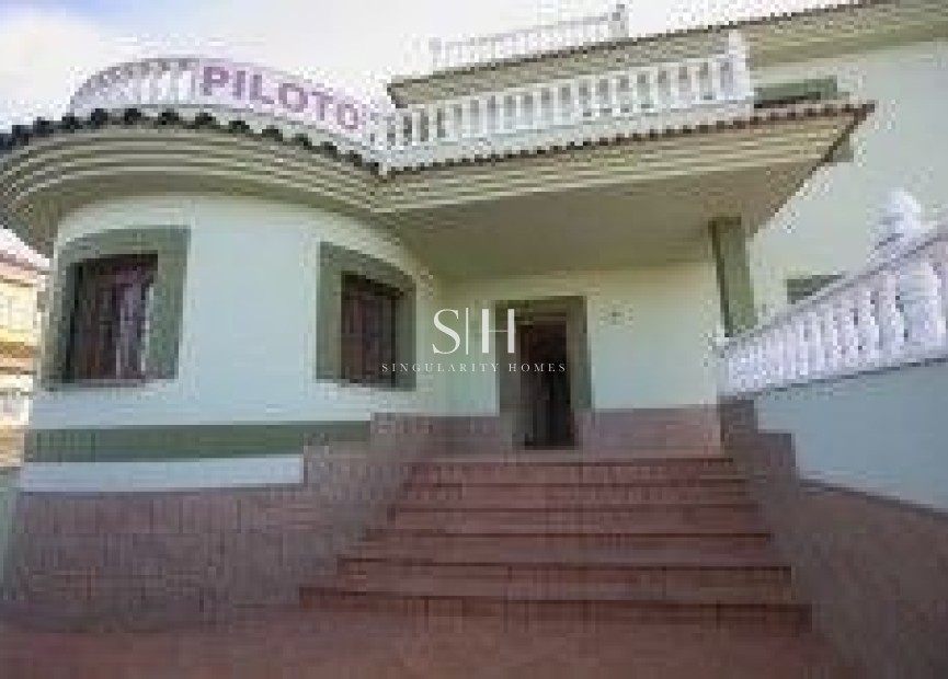 Новое здание - Villa - Torrevieja - Los altos