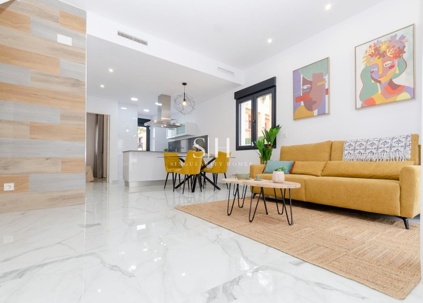 Новое здание - Villa - Torrevieja - Torretas