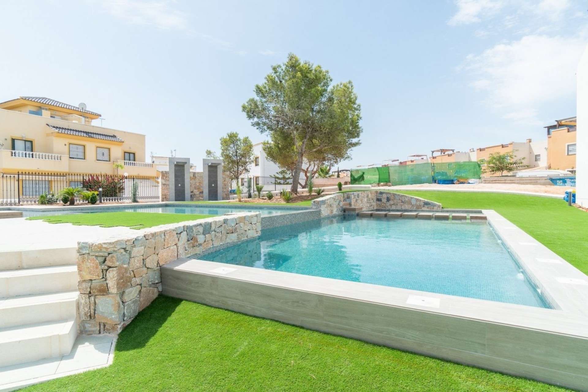 Nowy budynek - Bungalow - Torrevieja - Los balcones