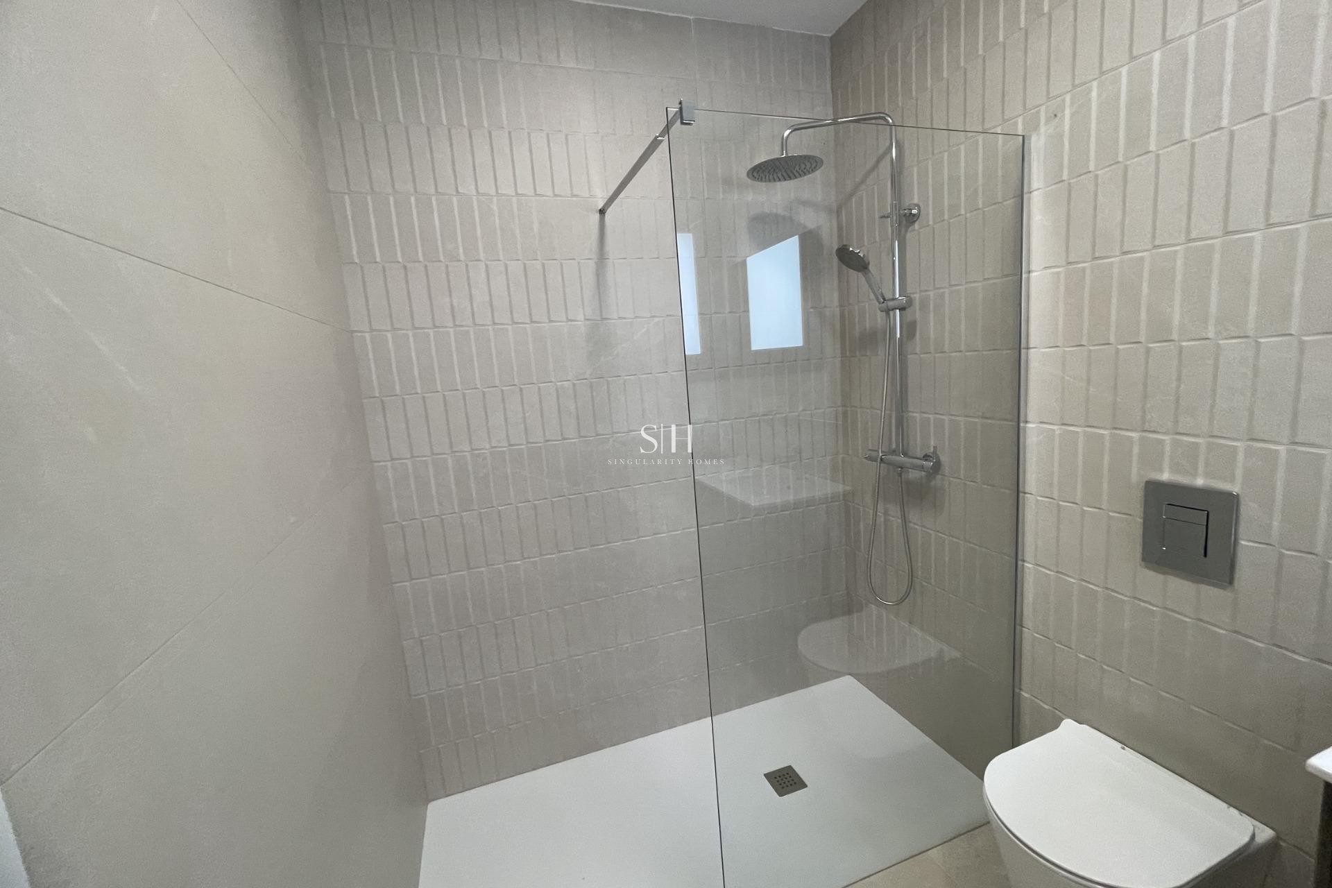 Nowy budynek - Villa - Almoradí - Heredades