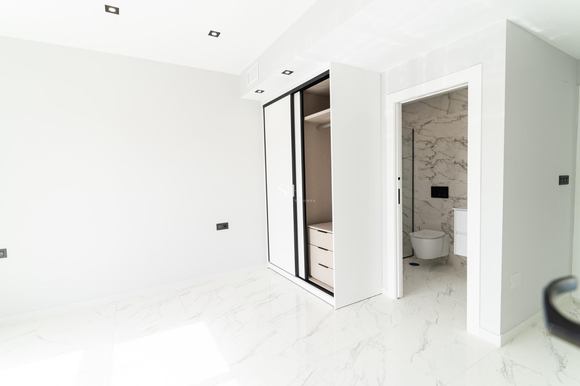 Nowy budynek - Villa - Orihuela Costa - Punta Prima