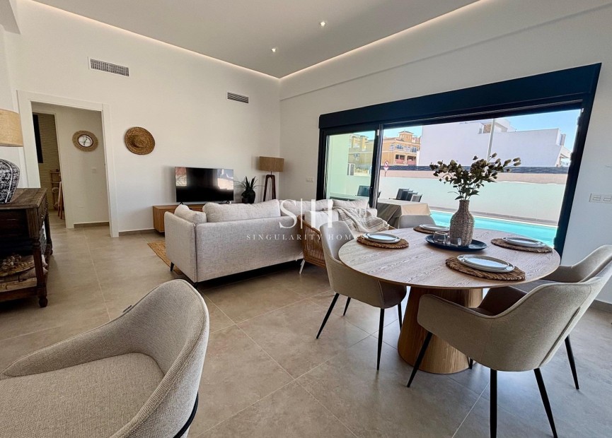 Nowy budynek - Villa - Rafal - polideportivo