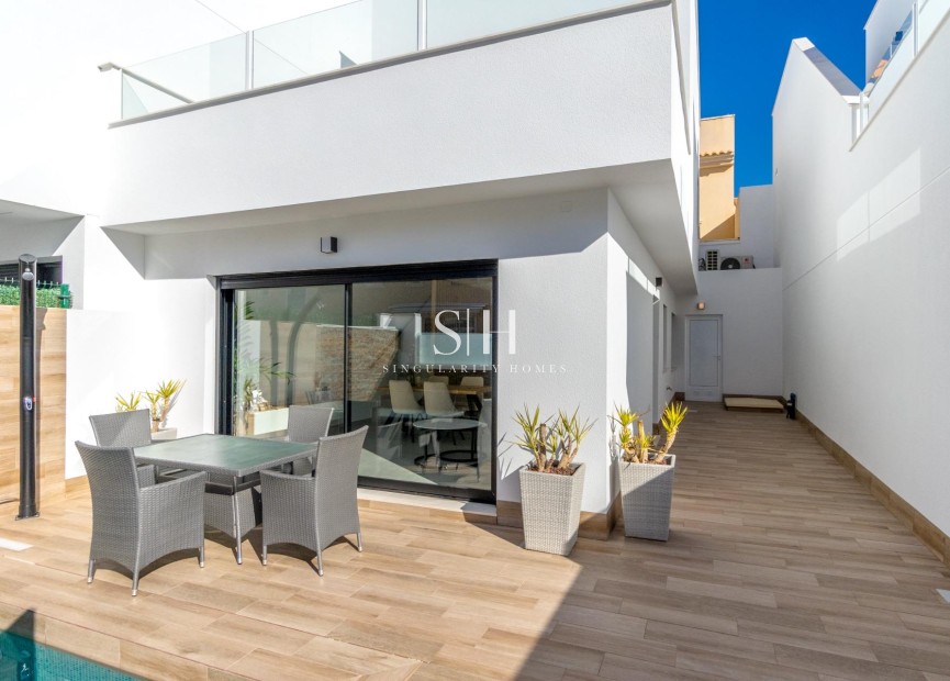 Nowy budynek - Villa - San Pedro del Pinatar - Polideportivo