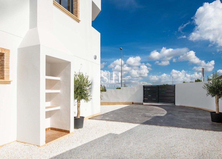 Obra nueva - Bungalow - Cox - San Fernando