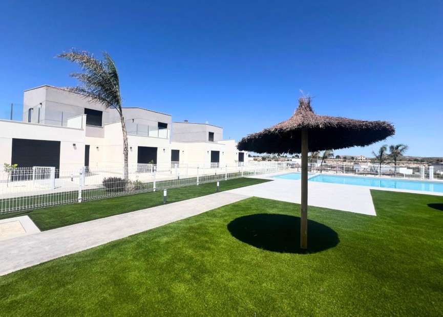 Obra nueva - Town House - Baños y Mendigo - Altaona Golf And Country Village