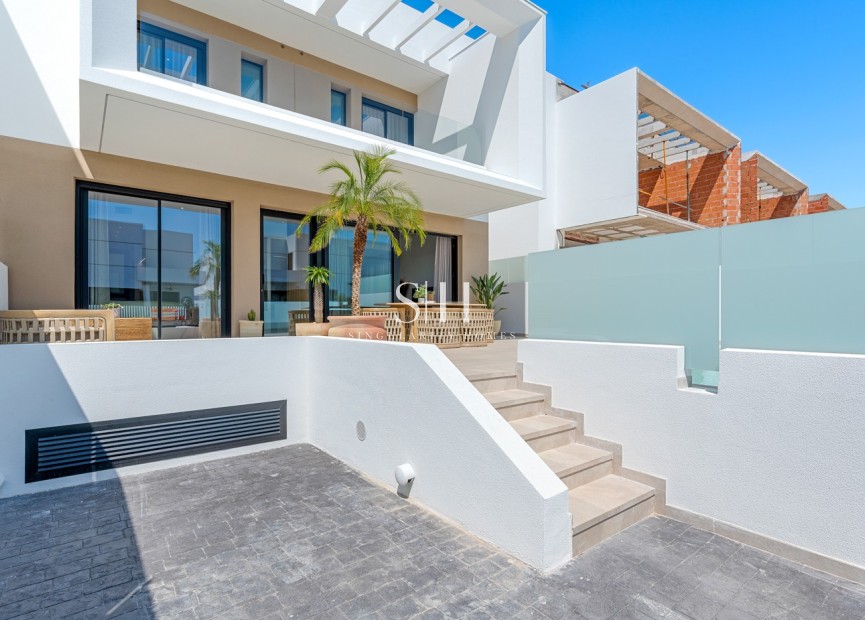 Obra nueva - Villa - Dolores - Sector 3