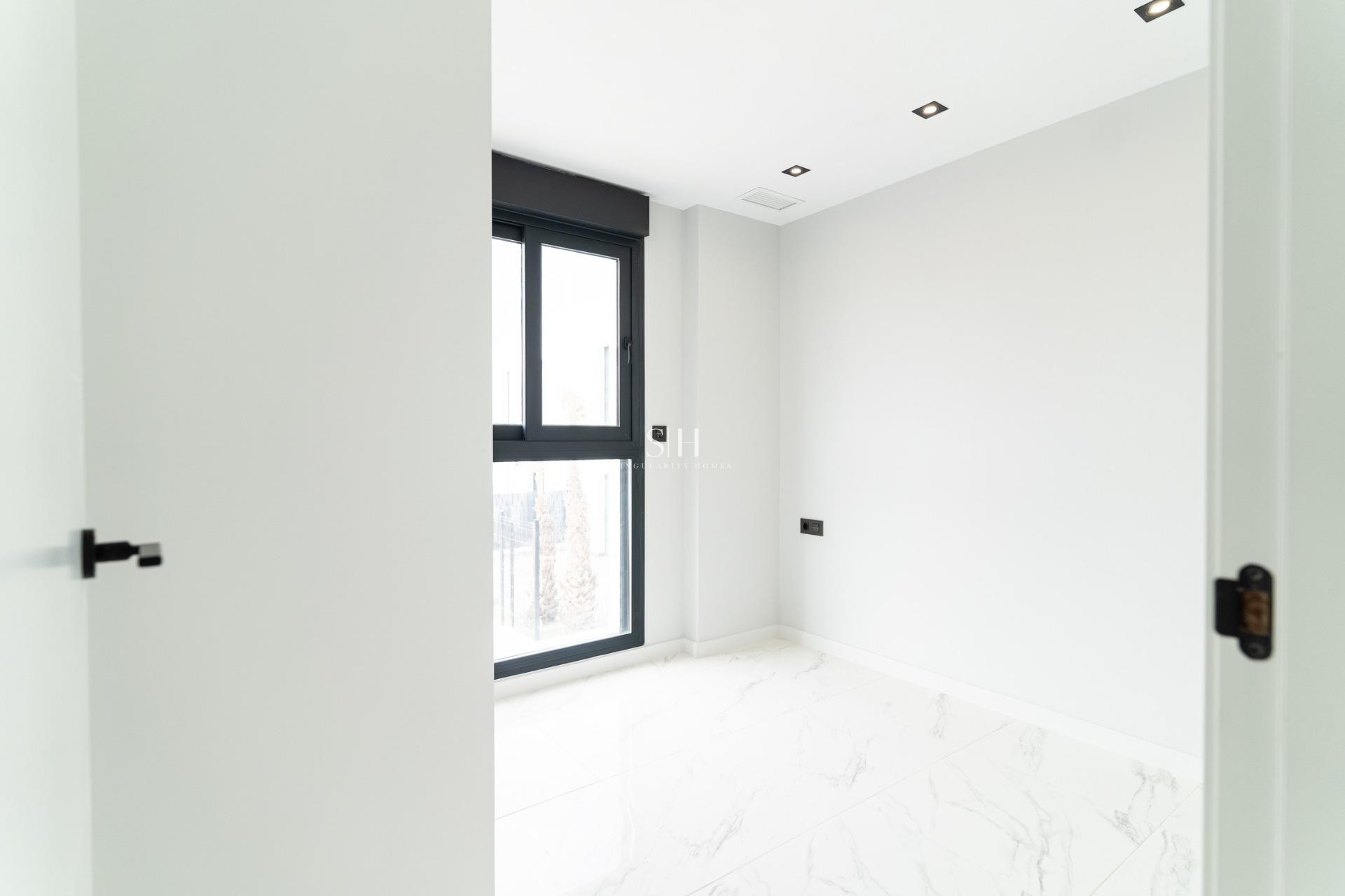 Obra nueva - Villa - Orihuela Costa - Punta Prima