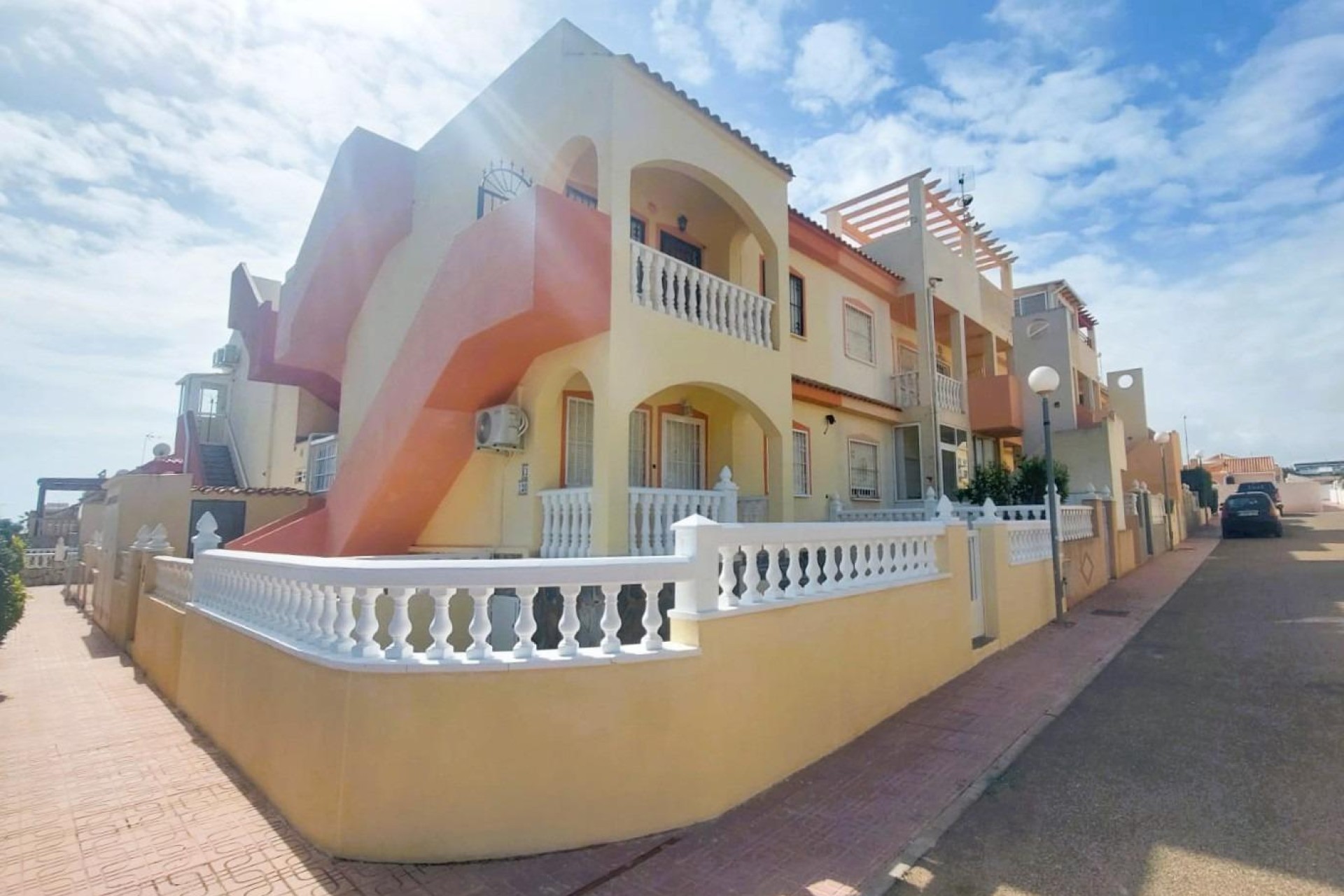 Odsprzedaż - Bungalow - Orihuela Costa - Costa Blanca