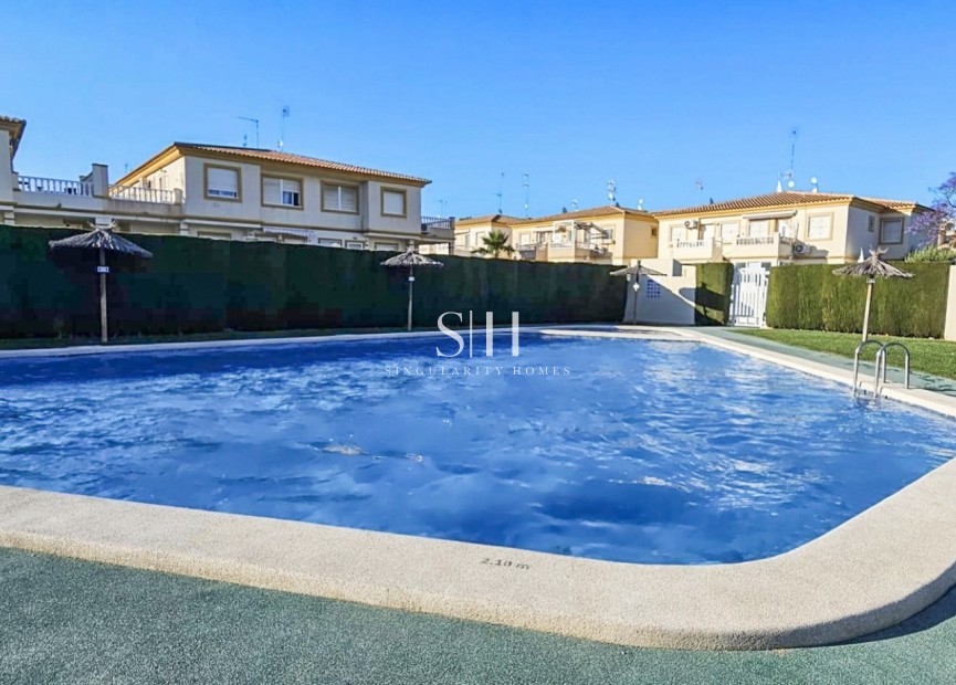Odsprzedaż - Bungalow - Orihuela Costa - Costa Blanca