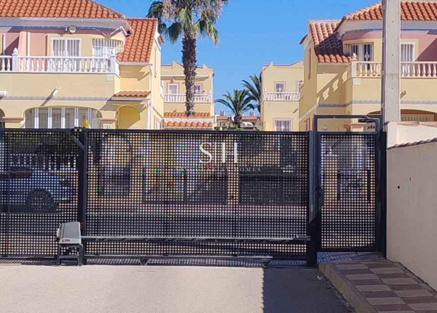 Odsprzedaż - Bungalow - Orihuela Costa - Costa Blanca
