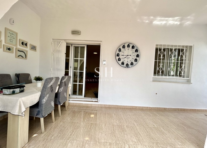 Odsprzedaż - Bungalow - Orihuela Costa - Costa Blanca