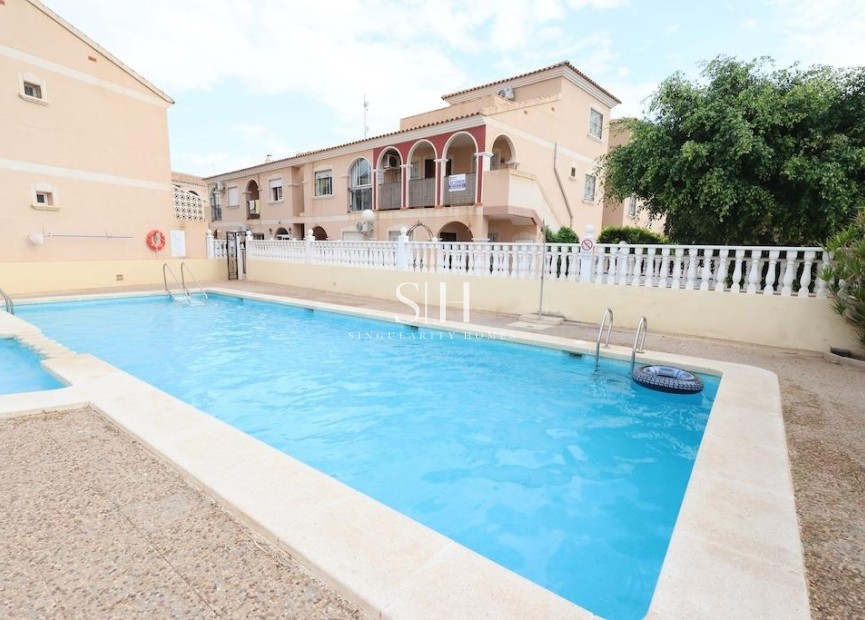 Odsprzedaż - Bungalow - Orihuela Costa - Costa Blanca