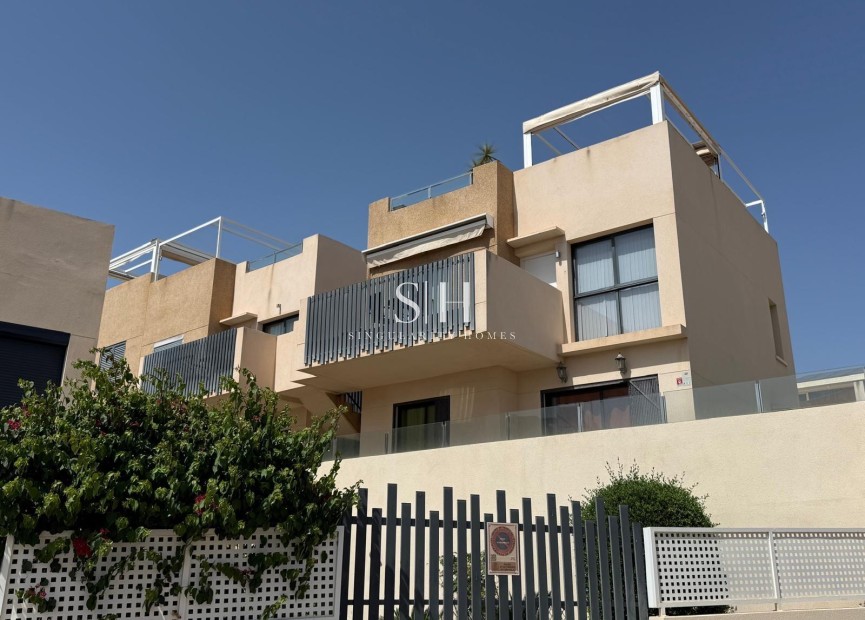 Odsprzedaż - Bungalow - Orihuela Costa - La Zenia