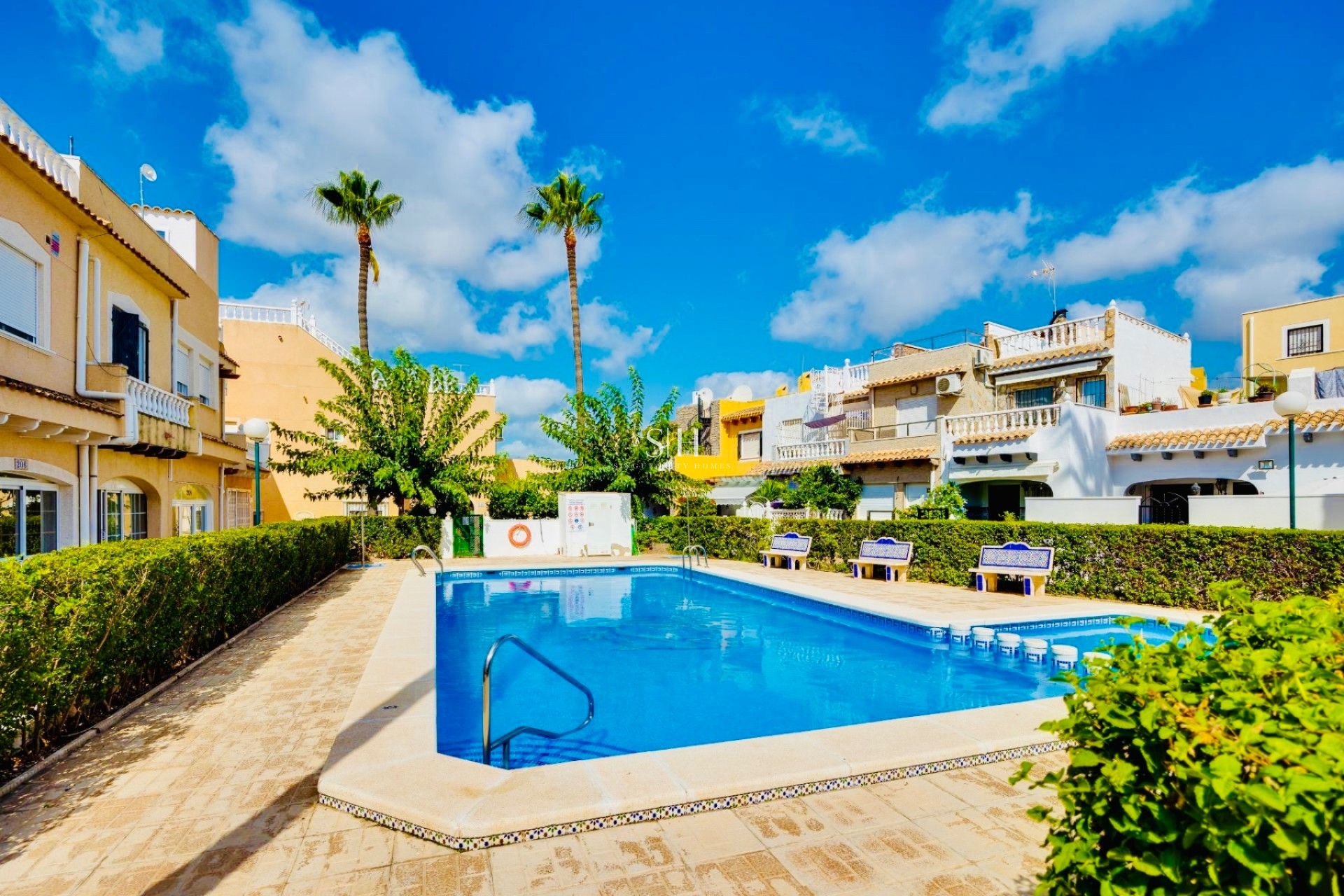 Odsprzedaż - Bungalow - Orihuela Costa - Los Almendros - La Florida