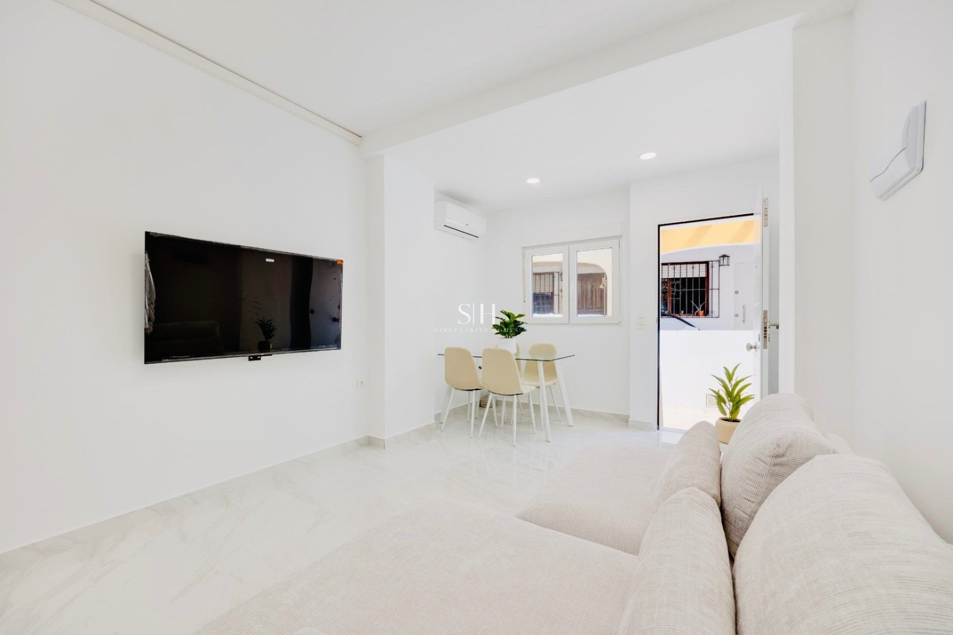 Odsprzedaż - Bungalow - Orihuela Costa - Los Almendros - La Florida